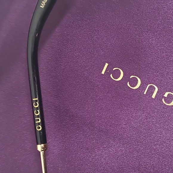 Authentic Gucci Aviator Sunglasses Unisex - Picture 6 of 7